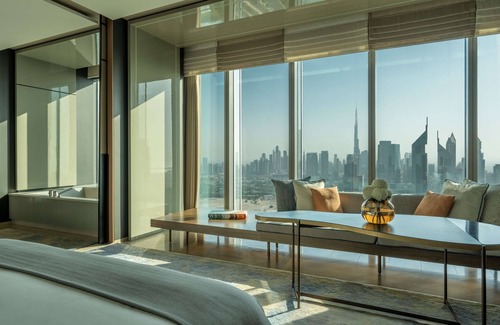 Bur Dubai Hotel | Luxury Stay at One&Only One Za'abeel: 5-Star Escape