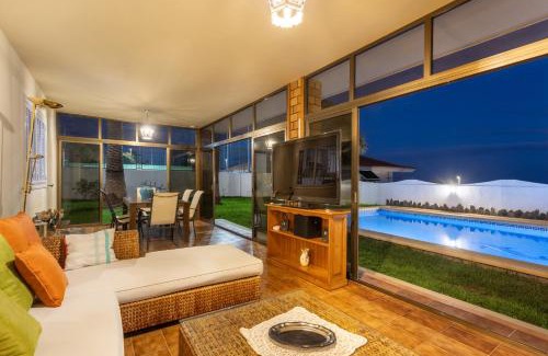 Tabaiba Villa | Relax at One & Only Sports and Relax Villa by Eden Rentals
