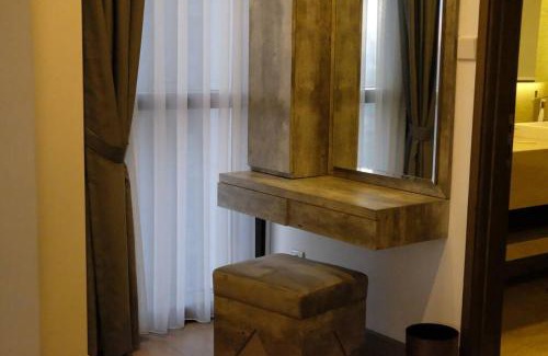 Kebayoran Lama Apartment | Pet-Friendly 3BR Retreat at One Park Avenue, Rated 8/10
