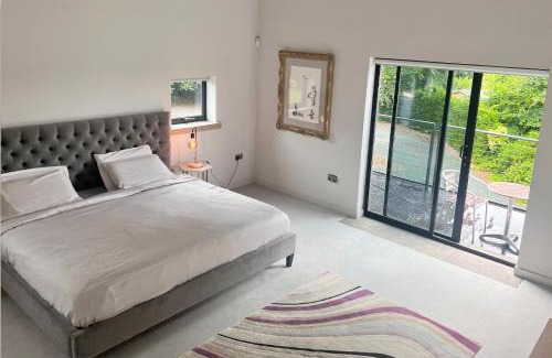 Southwell House | Indulge in Comfort at One Park Lane - Pet & Child Friendly