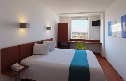 Queretaro Hotel | Discover One Querétaro Aeropuerto Hotel with Spa & Breakfast