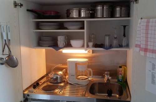 Lam Apartment | Cozy One-Room Apartment with Balcony & Spa Amenities