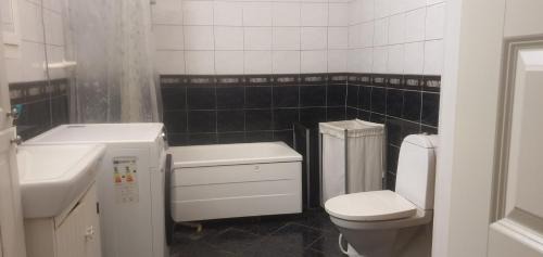 Oslo Apartment | Cozy One Room Apartment in Oslo with Family-Friendly Amenities