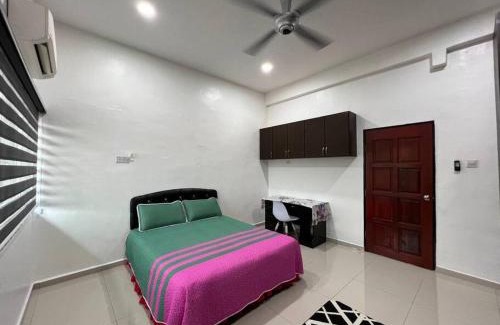 Seri Manjung House | Child-Friendly Retreat at One's Homestay – Rated 9.6/10