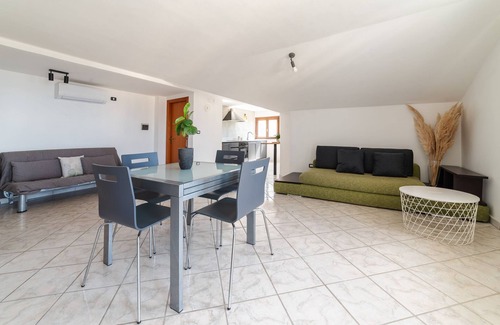 Ascea Apartment | Modern Loft Suite with Panoramic Views and Family Amenities
