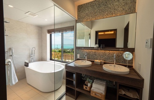 Nakijin Hotel | Relaxing Ocean View Suite at One Suite The Terrace