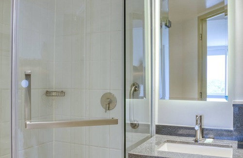 Tapachula Hotel | Discover One Tapachula: Eco-Friendly Retreat with Spa