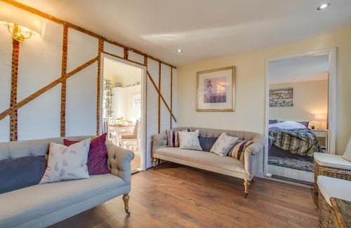 Rye House | Pet-Friendly Retreat at One The Bungalows - 10/10 Review