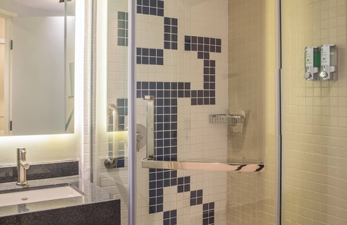 Tijuana Hotel | Discover One Tijuana Otay: Spa & Breakfast Included