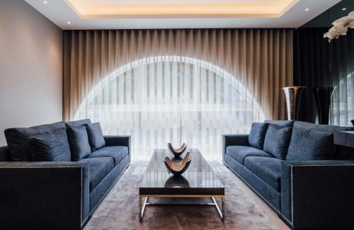 Royal Tunbridge Wells Hotel | Discover One Warwick Park Hotel: 4-Star Comfort Awaits