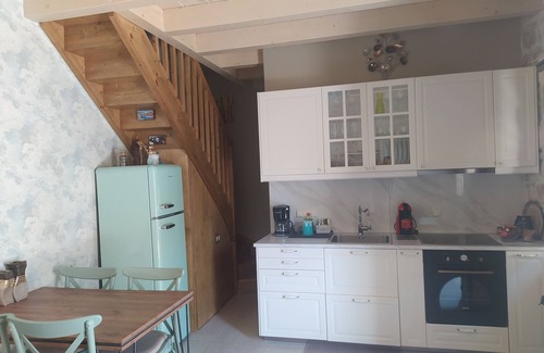 Petrokefalion House | Inviting Oneiro Residence with Pool and Family Amenities