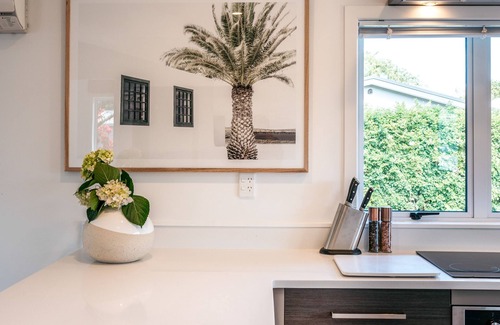 Blackpool House | Guest Rated 10/10: ONEROA COASTAL CLASSIC on Waiheke