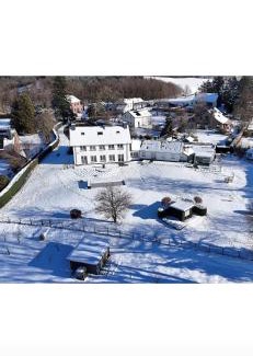 Theux House | Discover Oneux Village: Oceanfront Paradise with Pool Access