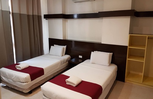Iloilo City Proper Hotel | Budget-Friendly Ong Bun Pension House with Family Amenities