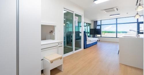 Suwon House | Ongjin Guardians Pool Villa