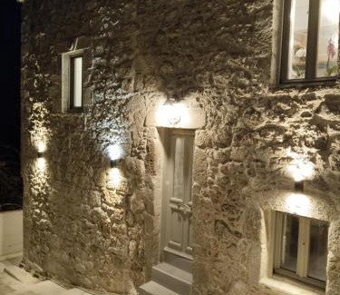 Nikia Apartment | Guest Rated: Oniropagida Nisyros Apartments with Nikia View