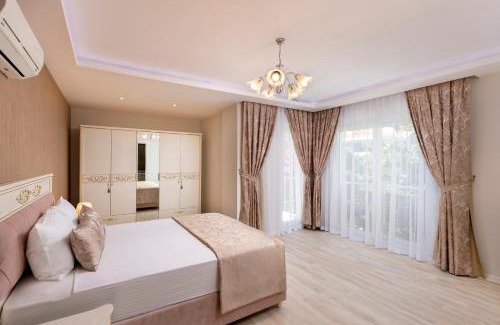 Konyaalti Apartment | Onix Apart Hotel: Oceanfront Retreat with Pool & 9.3 Rating