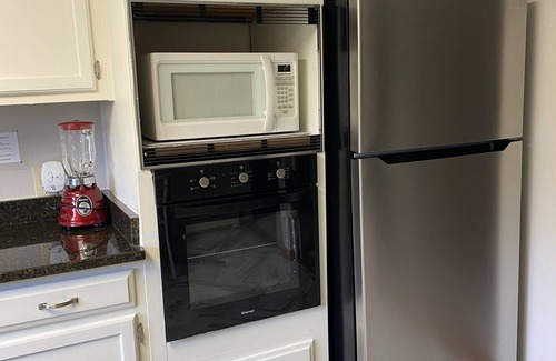 Morgantown House | Convenient Stay Just 10 Minutes from West Virginia University