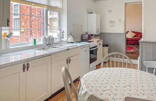 Westoe Cottage | Family-Friendly Retreat Just 1½ Miles from the Beach
