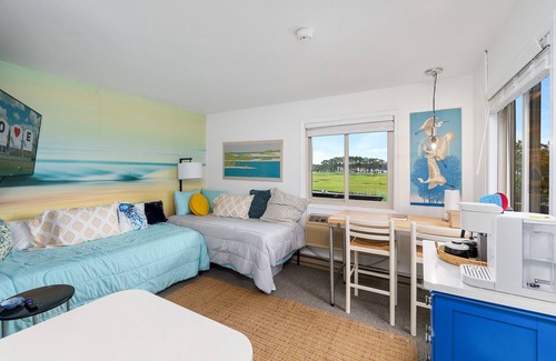 Chincoteague Condo | Family-Friendly Retreat Just 5 Minutes from the Beach!