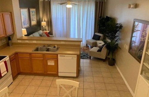 Crestwynd Bay House | Minutes from Magic Kingdom: Family-Friendly Hotel with Pool