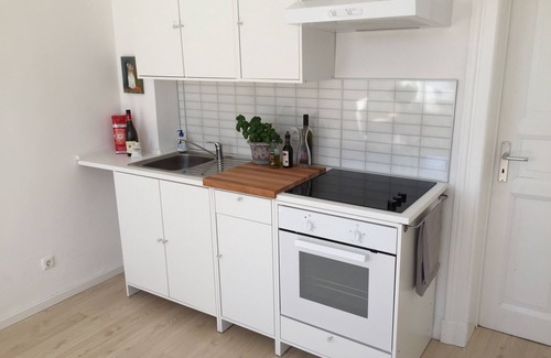 Rotes Feld Apartment | Discover a Central Retreat Steps from the Old Town