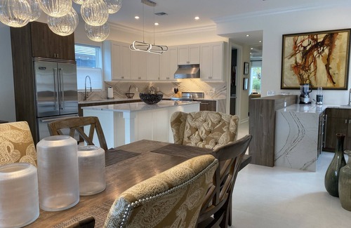 Birch Park Finger Streets House | Exceptional Beachside Escape: Save on Extended Stays!