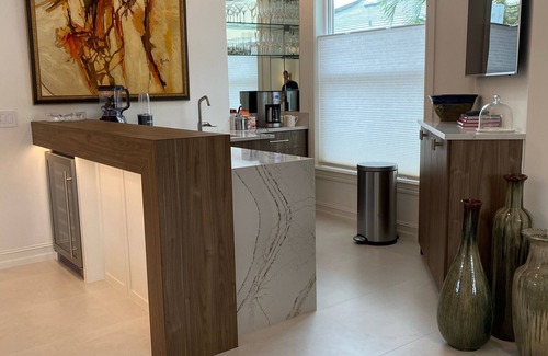 Birch Park Finger Streets House | Exceptional Beachside Escape: Save on Extended Stays!