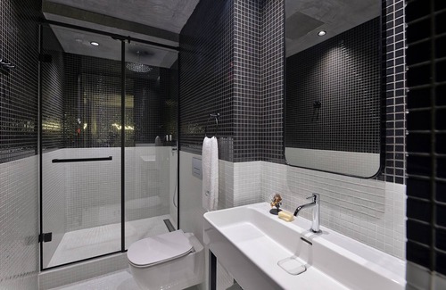 Vardaris Hotel | Elegant ONOMA Hotel: Guest Rated 9/10 with Spa & Pool