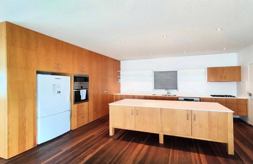 Minnie Water House | Exceptional ONONDAGAS: 2BR House with Child-Friendly Amenities