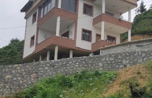 Ardesen House | Discover Onsakku Dağ Evi: Family-Friendly Mountain Retreat