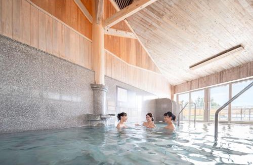 Dogo Hot Spring Hotel | Discover Yukai Resort Dogo Saichoraku with Pool & Hot Tub