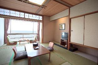 Kaike Onsen Hotel | Oceanfront Retreat at Yukai Resort Kaike Saichoraku