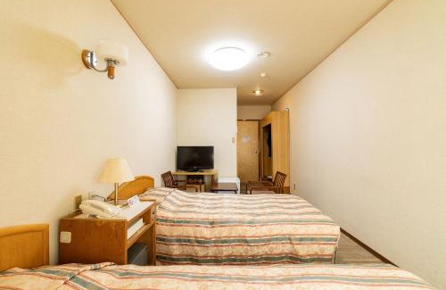 Higashinaruko Onsen Hotel | Inviting Ooedo Onsen Monogatari Kounkaku with Hot Tub Access