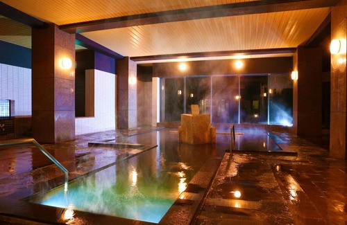 Higashinaruko Onsen Hotel | Inviting Ooedo Onsen Monogatari Kounkaku with Hot Tub Access