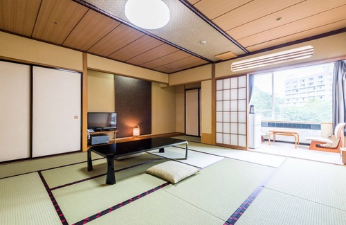 Nakayamadaira Onsen Hotel | Relaxing Retreat at Ooedo Onsen Monogatari Masuya Hotel