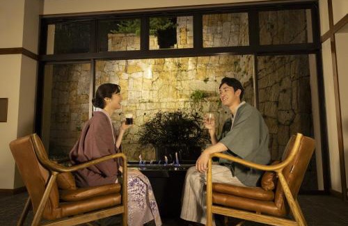 Gero Onsen Hotel | Relax at Yukai Resort Premium Gero Saichoraku Honkan