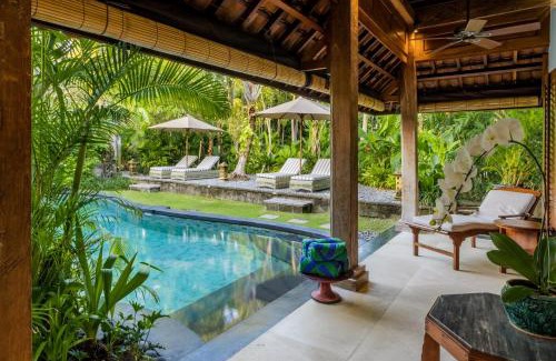 Laksmana Villa | Experience Villa Oost Indies: Beachside Oasis with Pool