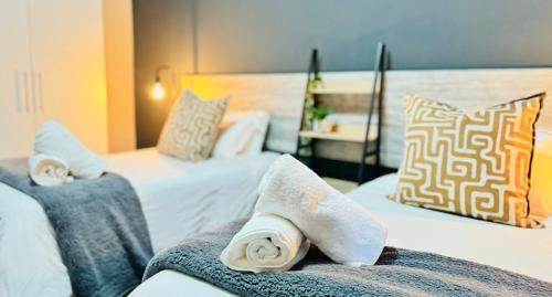 Polokwane Villa | Oost Street: Pet-Friendly 4-Star Hotel with Great Amenities