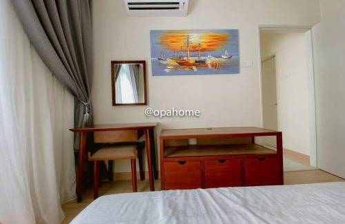 Kuantan Apartment | Family-Friendly OPAHOME@ Timurbay: Seaview & Pool Access