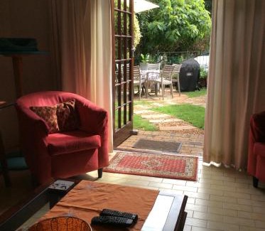 Noordhoek Apartment | Cozy Opal Cottage with Ocean View & Private Beach Access