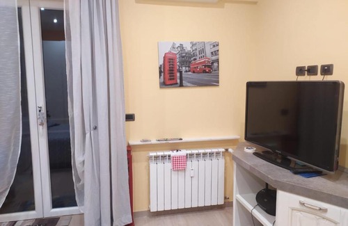 Pegli Apartment | Book Oparavisegenova: Pet and Child-Friendly Retreat