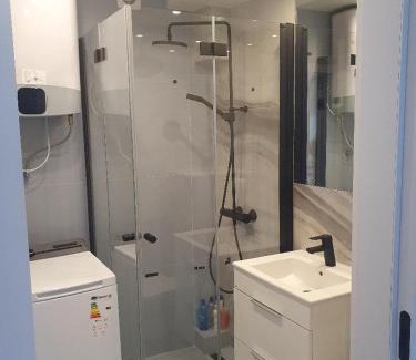 Głuchołazy Apartment | Inviting Opawska koliba - Top-Rated Family-Friendly Escape