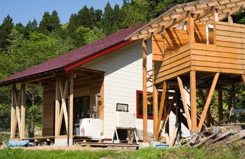 Tokamachi House | Elevated Open-Air Bath Experience at Yomogi House