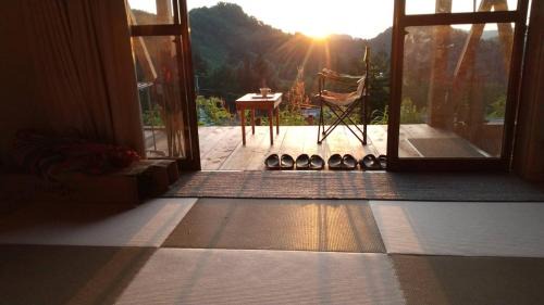 Tokamachi House | Elevated Open-Air Bath Experience at Yomogi House