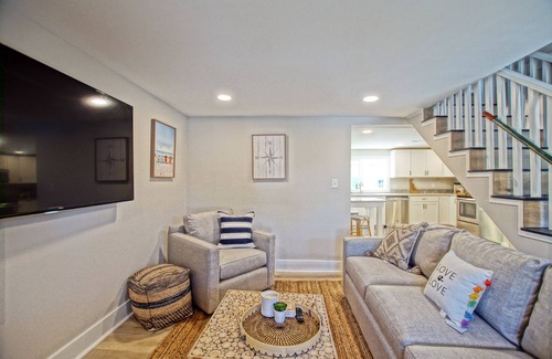 Lewes House | Bright and Inviting Hotel with Outdoor Space & Spa
