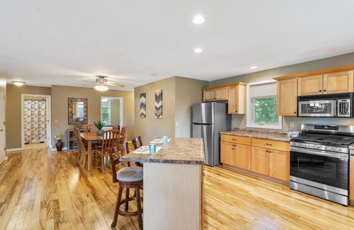 Oswego House | Modern Ocean View Retreat with Pool and Spa Amenities