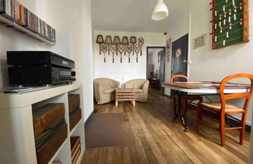 Bourgogne Apartment | Budget-Friendly Open d’Orléans in the City Center