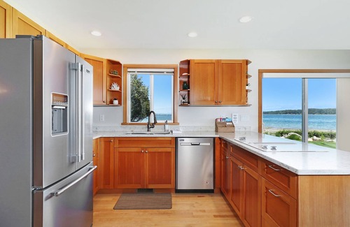 Union Bay House | Elegant West Coast Home with Private Waterfront & Spa
