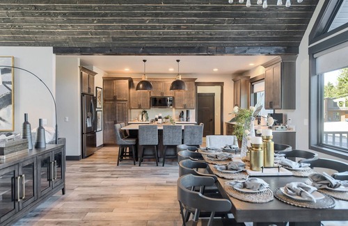 Lead Cabin | Spacious Open Floor Plan Near Clubhouse with Premium Amenities